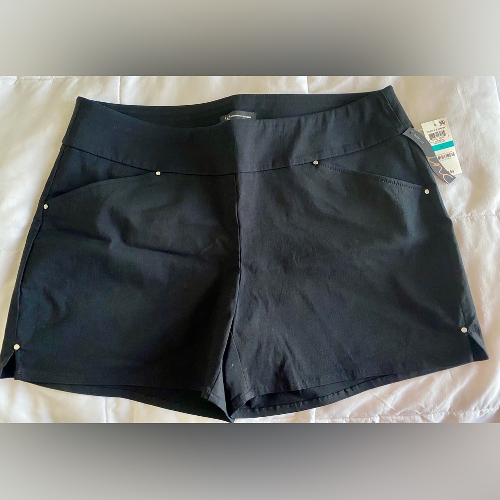 INC Woman’s Black Shorts NWT Size16